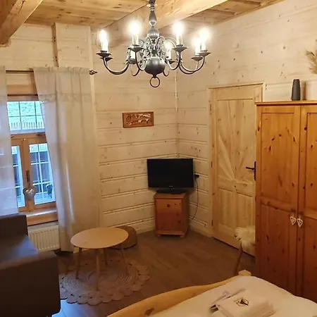 Drevenica Borovianka 2 *